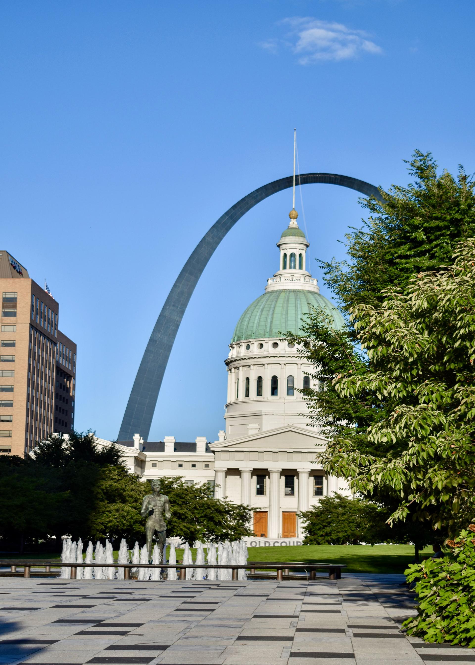 The Old Courthouse and Gateway Arch